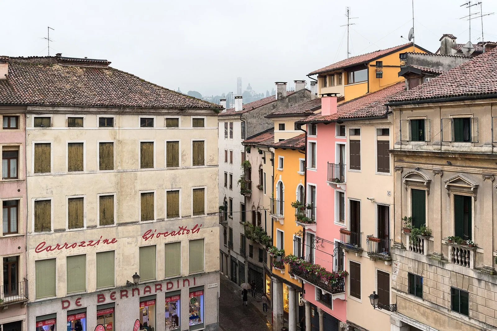 Le case affacciate sul centro storico di Vicenza